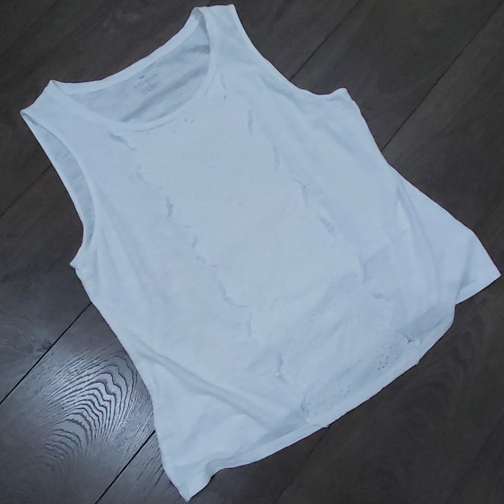 Talbots sleeveless lace front top
